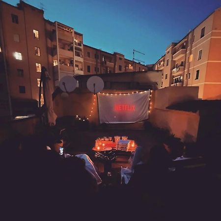 Appartamento Con Terrazzo Privato E Netflix Cagliari Kültér fotó