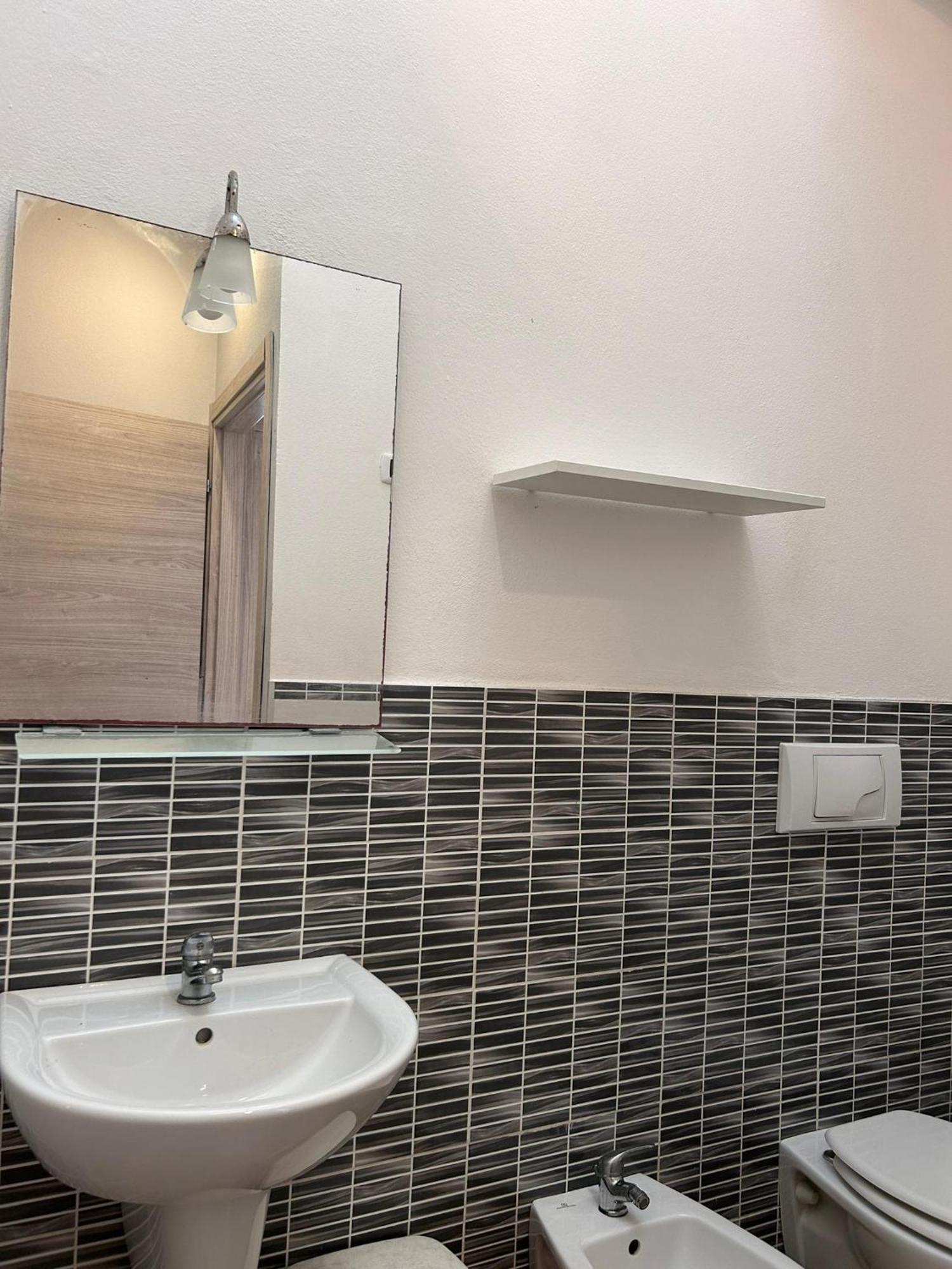 Appartamento Con Terrazzo Privato E Netflix Cagliari Kültér fotó
